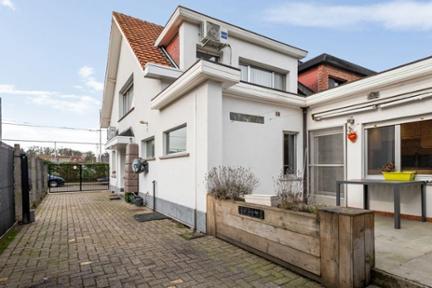 Vente en viager. Maison 0CUBOU à Anvers Kapellen miniature