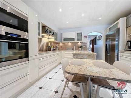 Vente en viager. Maison F7W2BP à Hainaut MARCINELLE miniature