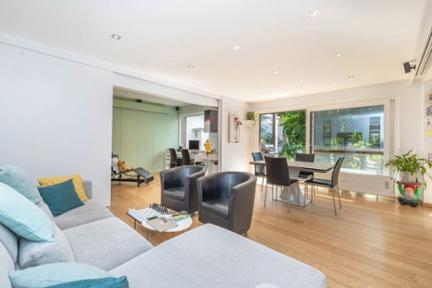 Vente en viager. Appartement GVPRJR à Bruxelles Uccle miniature