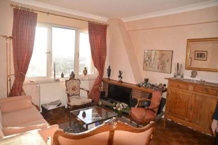 Vente en viager. Appartement HJXBRQ à Bruxelles Etterbeek miniature
