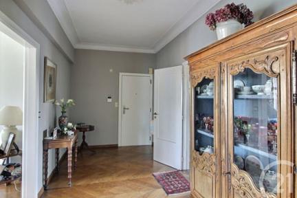 Vente en viager. Appartement HY3WLB à Hainaut Charleroi miniature