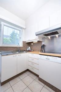 Vente en viager. Maison JFR1TX à Bruxelles UCCLE miniature