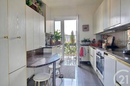 Vente en viager. Appartement L9O7CK à Hainaut Charleroi miniature