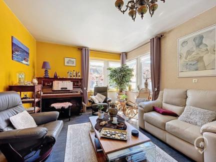 Vente en viager. Maison OMR7W8 à Luxembourg Marche-en-Famenne miniature