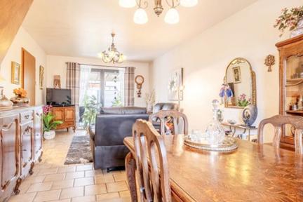 Vente en viager. Maison SFWZZD à Namur Somme-Leuze miniature
