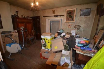 Vente en viager. Maison SRUIW1 à Namur COUVIN miniature