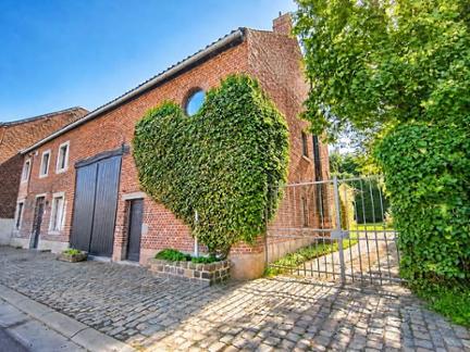Vente en viager. Maison UXKAYA à Brabant Wallon Villers-la-Ville miniature
