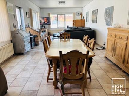 Vente en viager. Maison XKRQJC à Hainaut Charleroi miniature