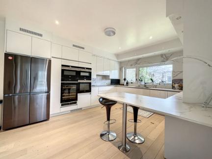 Vente en viager. Appartement YINTT9 à Bruxelles Uccle miniature