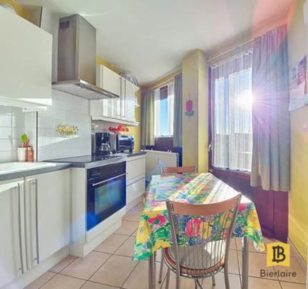 Vente en viager. Appartement ZKJTOM à Hainaut Mons miniature